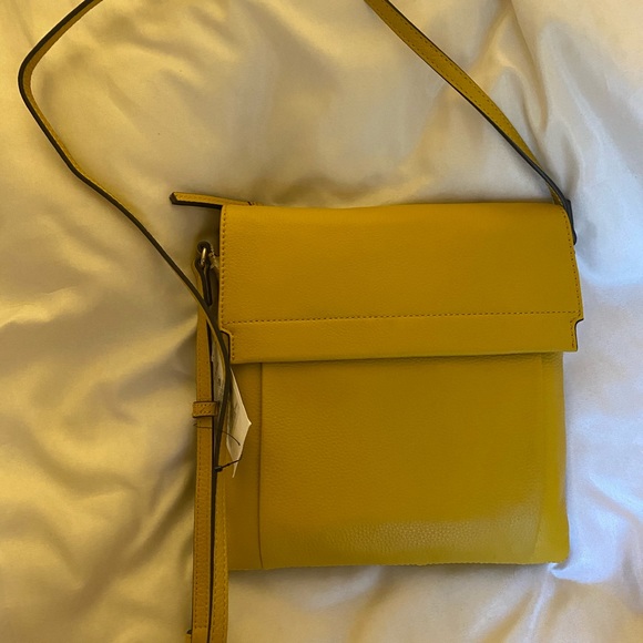 Sold❌❌❌🌼🌼🌼 New Vince Camuto crossbody  $178 - Picture 8 of 11